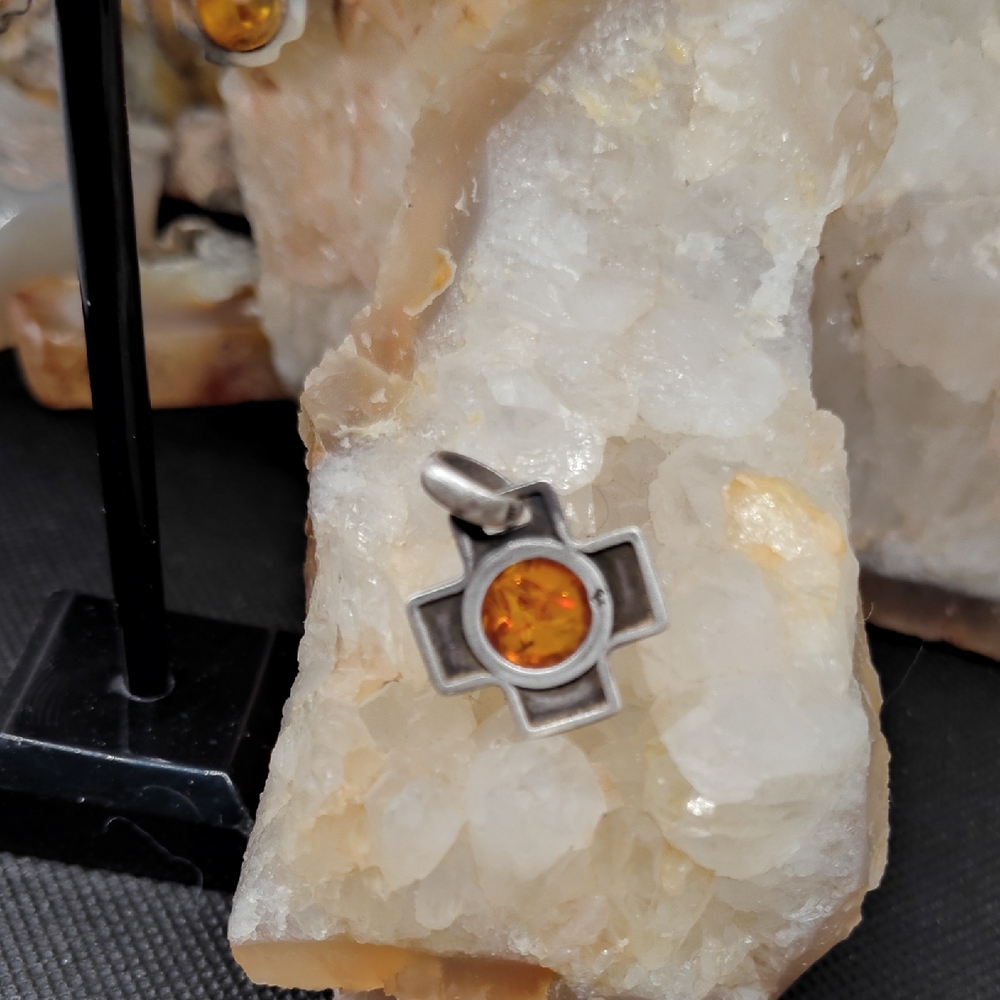 Sterling Silver And Amber Earring And Pendant Set Jewelry Set - Picture 2 of 5